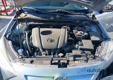 2019 Toyota Yaris Le z USA, uszkodzony, nr VIN 3MYDLBYV6KY523263